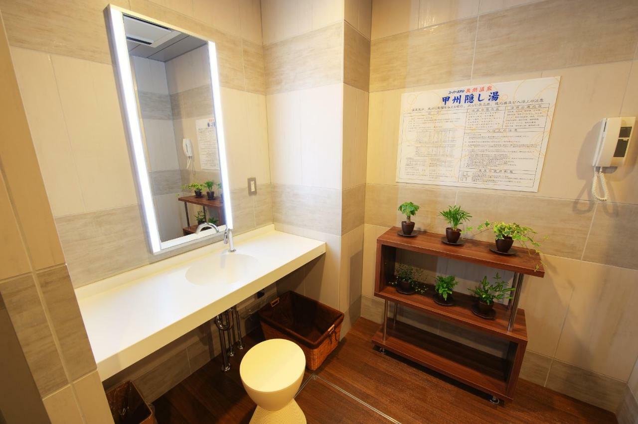 Super Hotel Kofu Showa Inter Екстер'єр фото